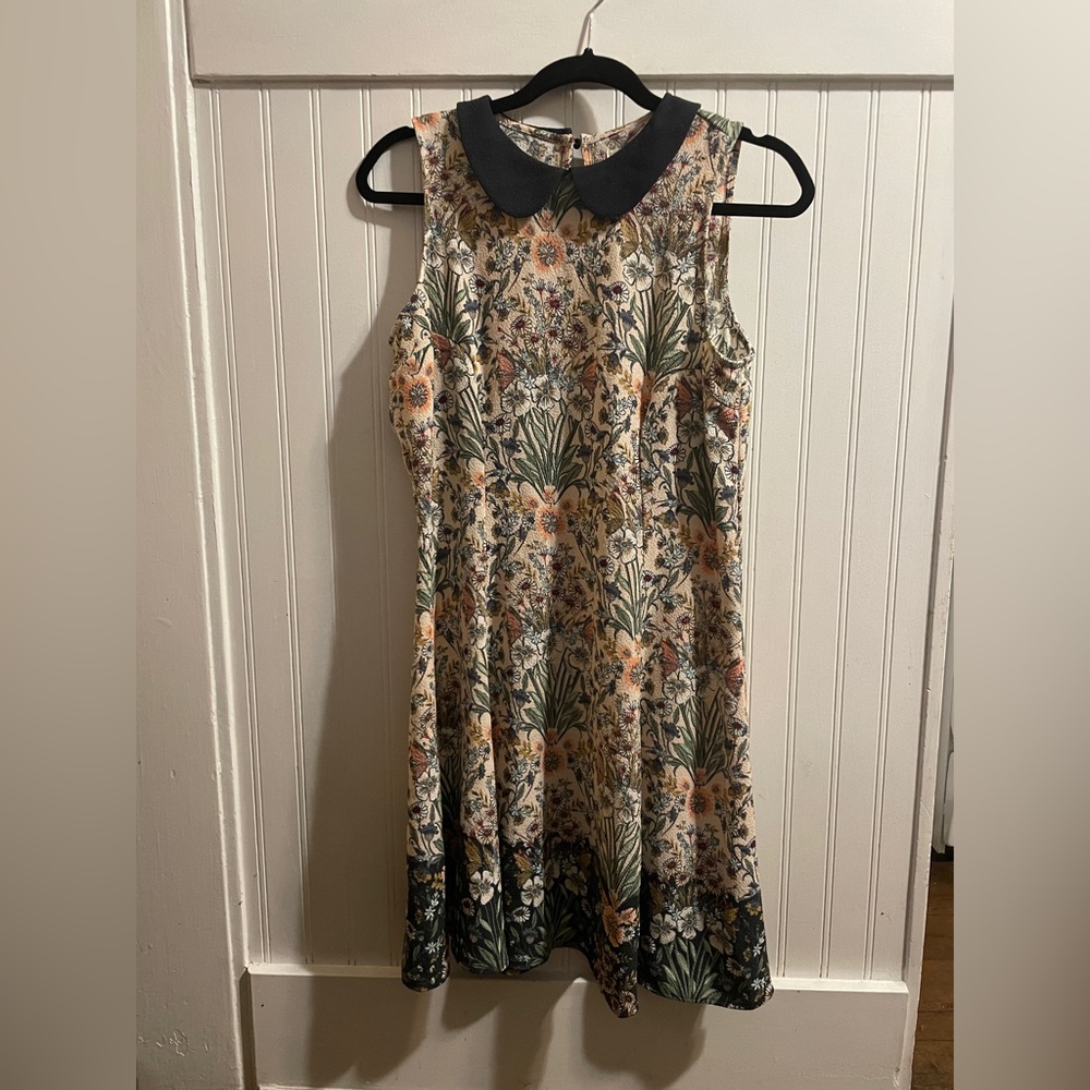 Super cute floral dress